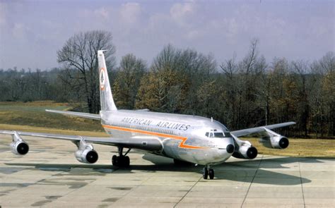 American Airlines Boeing 707-323C Astrojet | Vintage aircraft, American ...