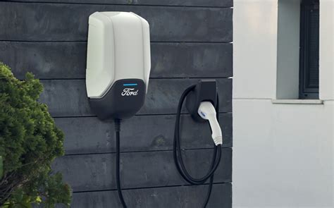 Ford To Build Nation’s Largest Electric Vehicle Charging Network ...