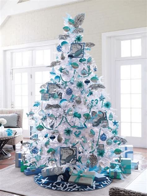 20+ White Christmas Tree With Lights Ideas - HMDCRTN