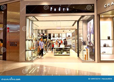 Singapore: Pedro Retail Industry Editorial Stock Image - Image of ...