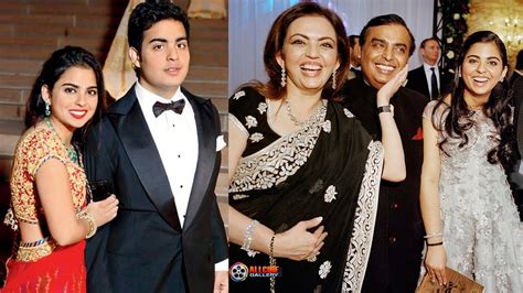 Mukesh Ambani Family Photos with Wife Nita Amabani, Sons Akash, Anant ...