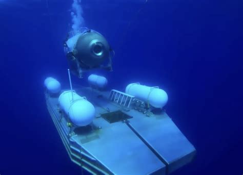 Difference between a submersible and a submarine - Narrative News