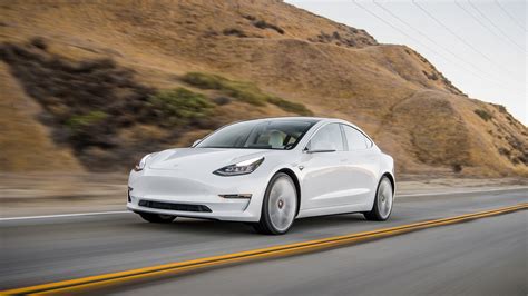 The $35,000 Tesla Model 3 Is Finally Available to Order | Automobile ...