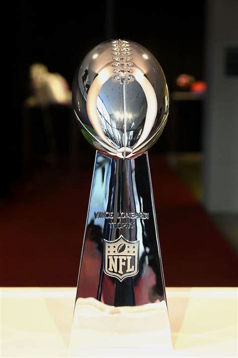 Super Bowl: What is the Vince Lombardi Trophy? How much is it worth ...