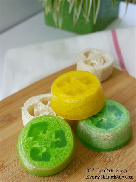 Loofah Sponge Soap Tutorial–DIY Gift Idea - EverythingEtsy.com