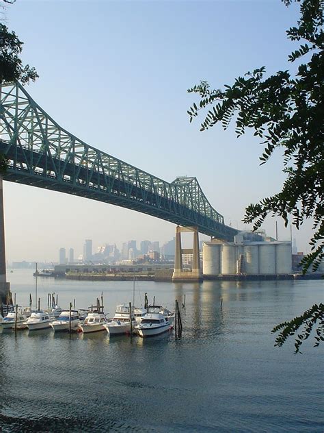 The Mystic River Bridge connecting Chelsea with Boston's Charlestown ...