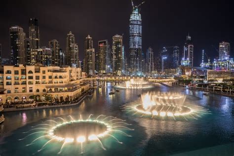 Fun Ways to Experience the Burj Lake and Dubai Fountain Boardwalk