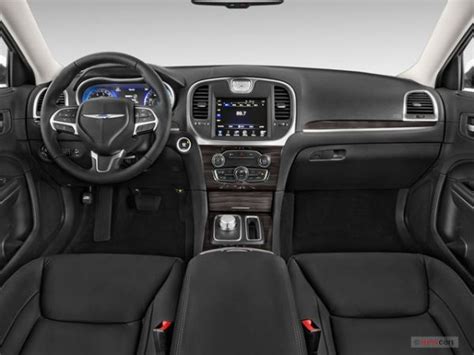 Chrysler 300 Interior | Chrysler 300 interior, Chrysler 300, Chrysler