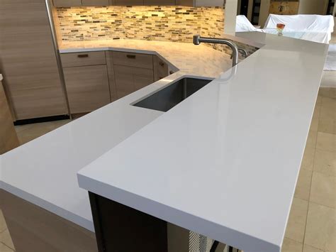 Solid White Kitchen Countertops – Things In The Kitchen