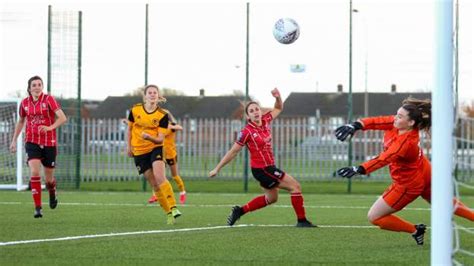 Women's football: FA ends 2020-21 season for tiers three to six - BBC Sport