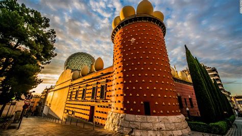 Dalí Theatre-Museum in Spain: Most surreal museum in Europe? | CNN Travel