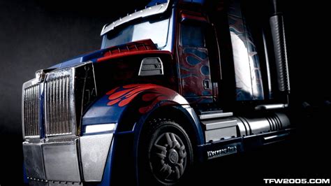 Optimus Prime Truck Wallpapers - Wallpaper Cave