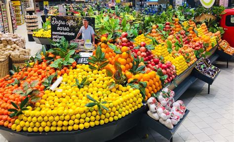 Beautiful fresh produce departments in supermarkets? It's real ...