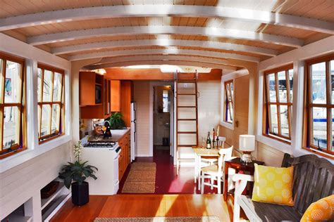 Seattle Houseboat: Peace $240,000 (SOLD December 2015!!!) - Seattle ...