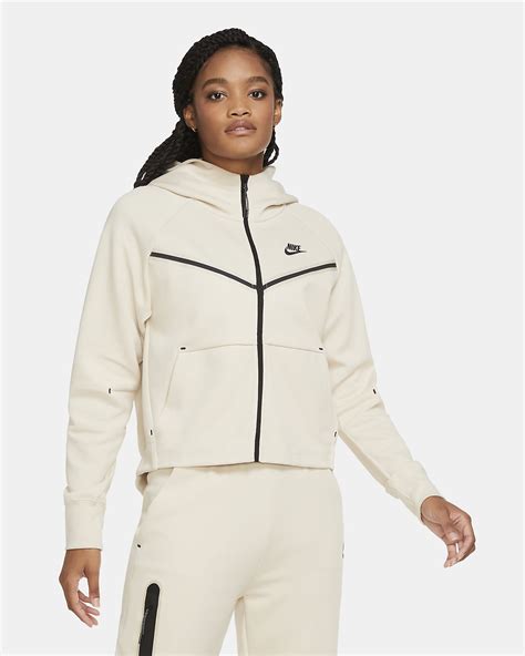 Nike Sportswear Tech Fleece Windrunner Women's Full-Zip Hoodie. Nike MA