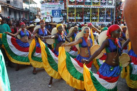 Haiti, à l'ère du carnaval | HAITI CONNEXION CULTURE | Haïti, Carnaval ...