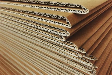 What is Corrugated Packaging? When to Print with Corrugated Material