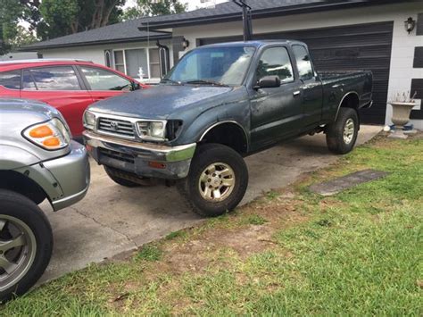 95 Toyota Tacoma 4X4 for Sale in Winter Park, FL - OfferUp