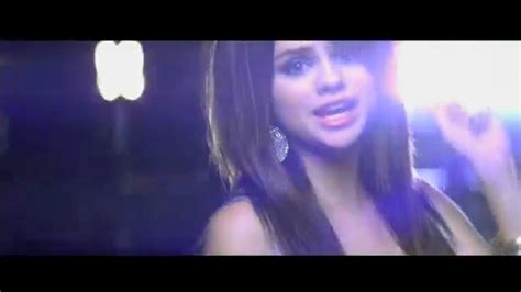 Falling down - Selena Gomez Image (7984140) - Fanpop