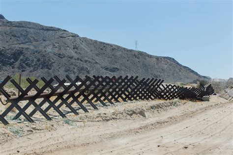 Demolition of aging border fence in Yuma begins, will be replaced by ...