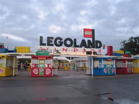 Tots In Tow: Legoland Windsor - England