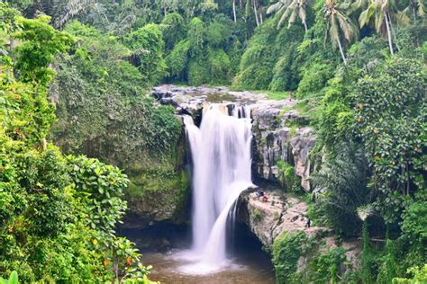 Tegenungan Waterfall Tour Ubud | Temples + Kecak & Fire Dance