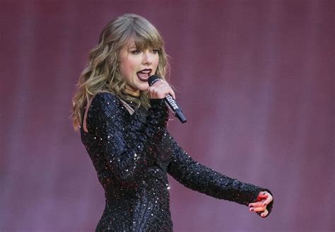 Ticketmaster delays Taylor Swift Eras tour presale at SoFi - Los ...