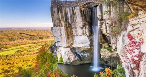 Visit Rock City Gardens (& Learn The Story Behind Lovers Leap Rock City ...