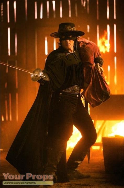 The Legend of Zorro Banderas zorro's cape original movie costume