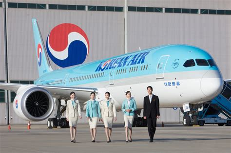 Korean Air raises W3.3tr by issuing new shares