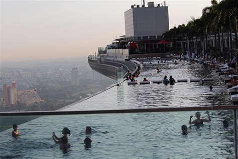 Infinity Pool at MBS, Singapore | What a beautiful world, Beautiful ...