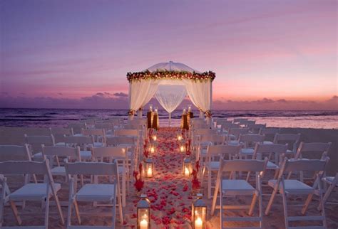 22 Beach Wedding Venue For Romantic Wedding Ideas | Romantic beach ...