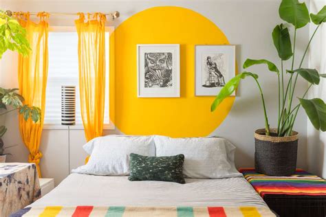 Yellow Bedroom Decor Ideas | www.cintronbeveragegroup.com