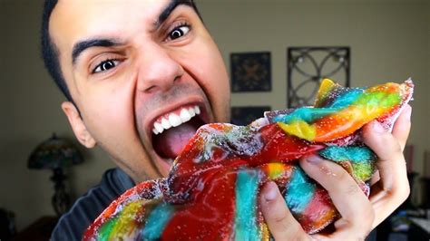 EATING THE SOUREST BURRITO ON EARTH!!! (Malic Acid + Sour Candy ...