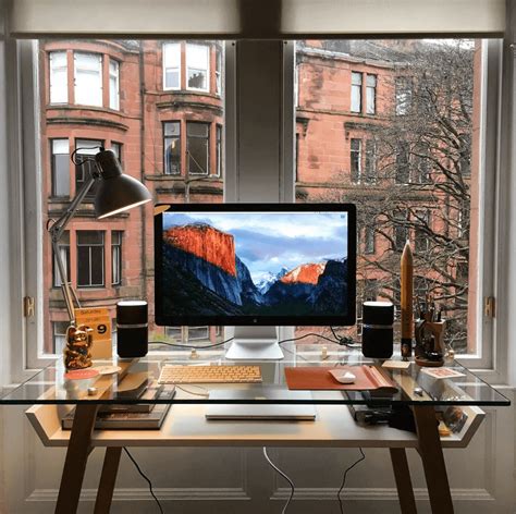 9 Best Minimalist Desk Setups for Your Workspace | Gridfiti Home Office ...