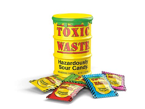 Toxic Waste 1.7 oz Drums Sour Display Sour Candy, 12 Ct - Walmart.com