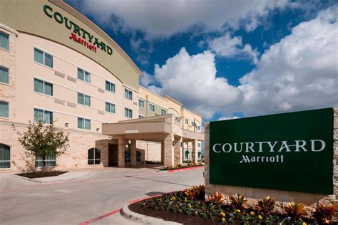 Plano, TX Hotel Rooms | Courtyard Dallas Plano/Richardson