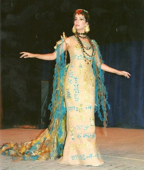 OLD IRAQI FASHION | Iraqi women, Creative fashion, Traditional dresses