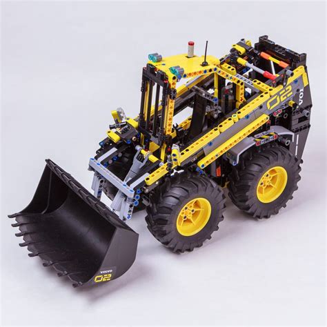 LEGO MOC Skid Steer Loader (42081 c-model) by klimax | Rebrickable ...