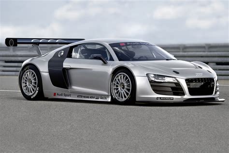 2012 Audi R8 | Car Walls