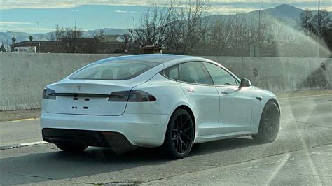 Revised Tesla Model S Plaid Spotted In Traffic