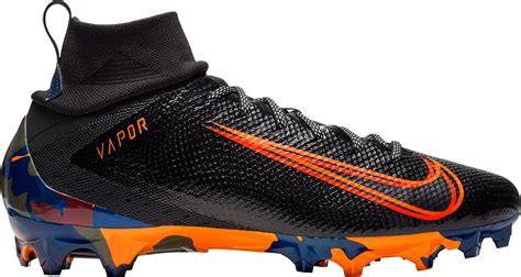 Nike Men's Vapor Untouchable 3 Pro Football Cleats - Walmart.com ...