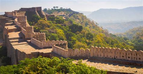 Majestic and regal, Kumbhalgarh Fort is India's 'Great Wall' | Travel ...