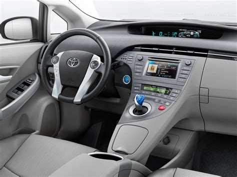 Configurador Oficial Toyota | Toyota España | Toyota prius custom ...