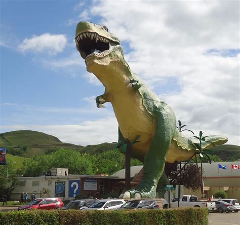 World's Largest Dinosaur (Drumheller) - All You Need to Know BEFORE You ...