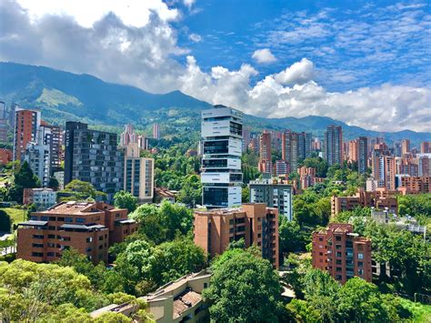 Le quartier El Poblado de Medellin : Villes : Medellín : Région de ...