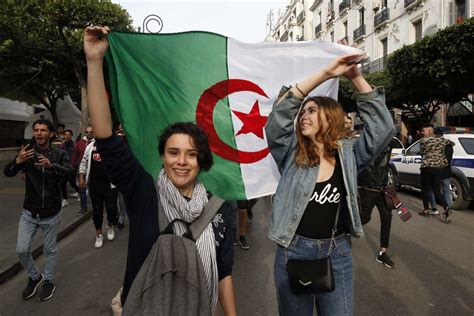 Algeria’s massive protests against its ailing leader, explained - Vox