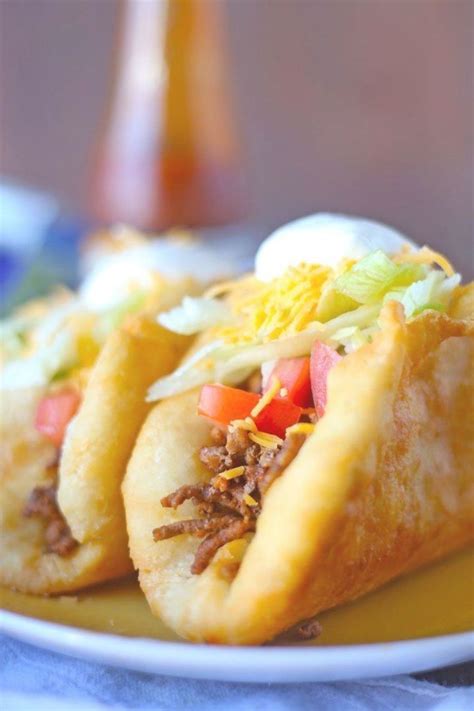 Make this Taco Bell Copycat Mexican Chalupas recipe for dinner! The ...