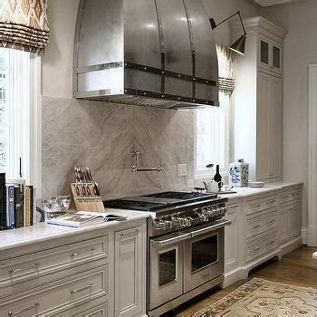 Kitchen Backsplash With Taj Mahal Quartzite | Besto Blog