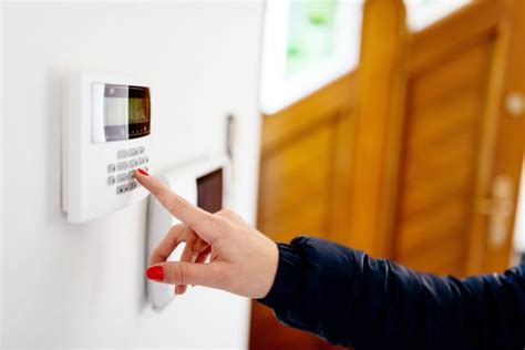 Best Apartment Security Systems | Swiftlane